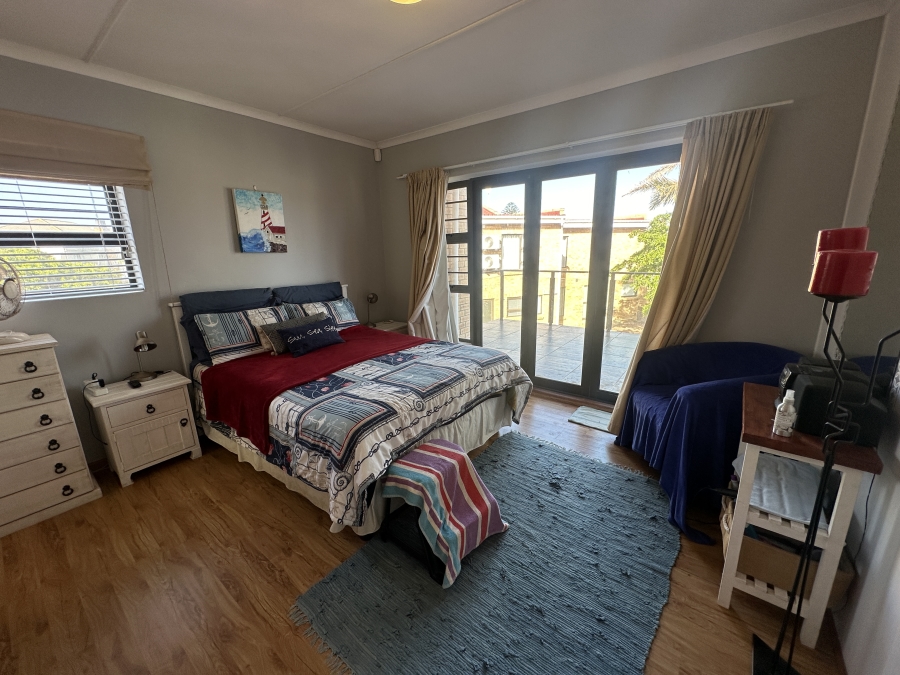 4 Bedroom Property for Sale in Hartenbos Central Western Cape